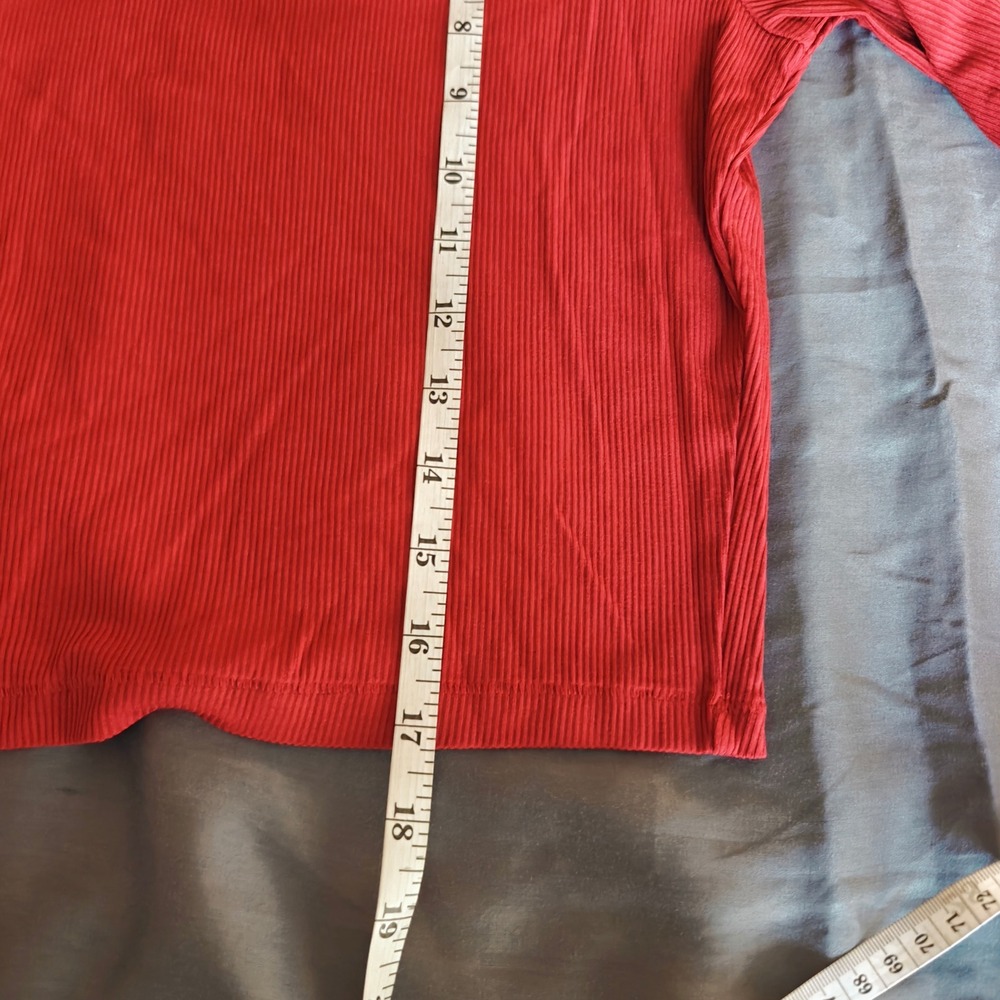 SKIMS Soft Lounge Rib Long Sleeve Crop Top Brick Red Size M NEW - Picture 10 of 10